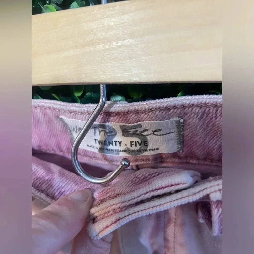 We The Free by Free People - Bailey Denim Skirt in Pink - Size 25 - Picture 5 of 8